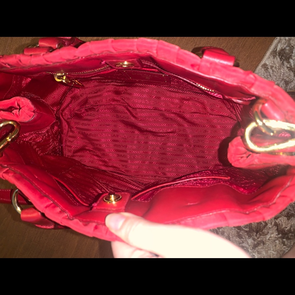 Prada Red Gauffre - Picture 10 of 12